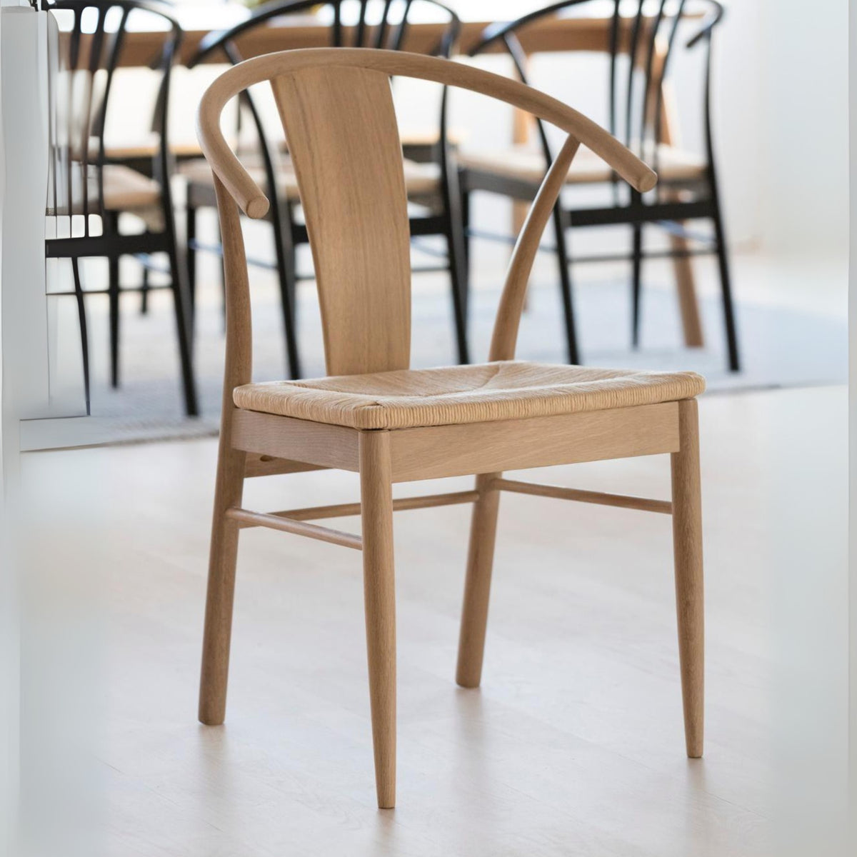 Sedia con braccioli Ida