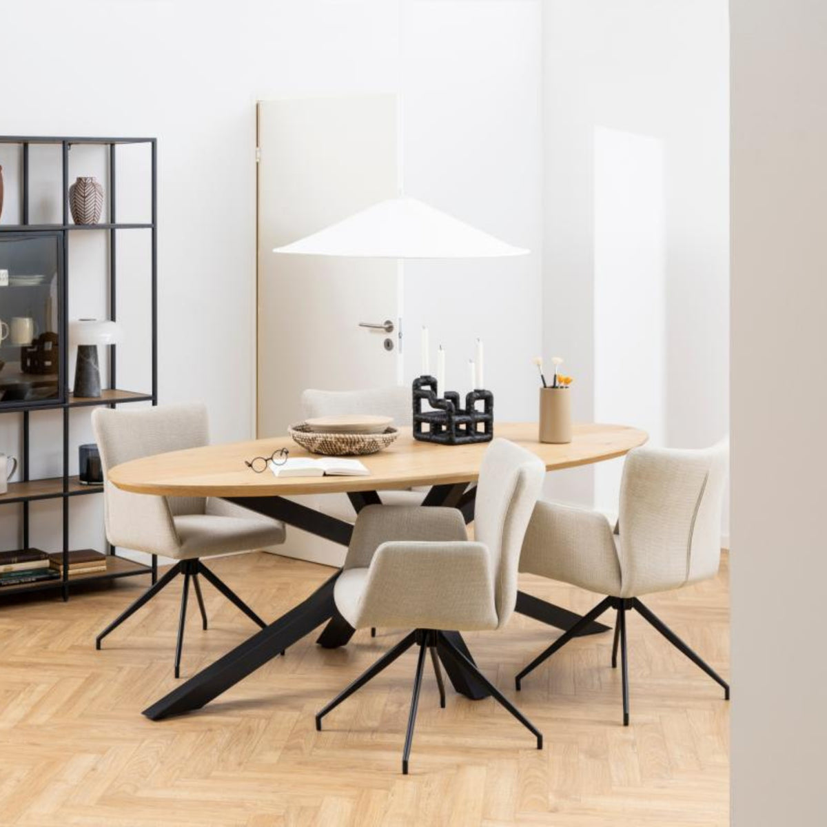 Sedia con braccioli Polly