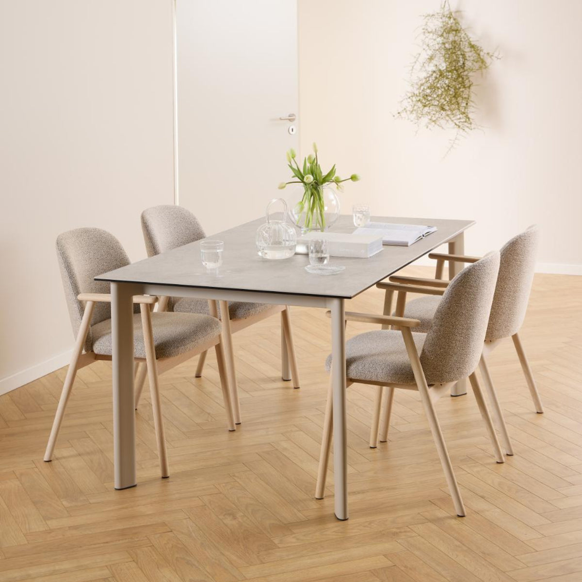 Sedia con braccioli Lory