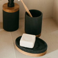 Portasapone in poliresina nera