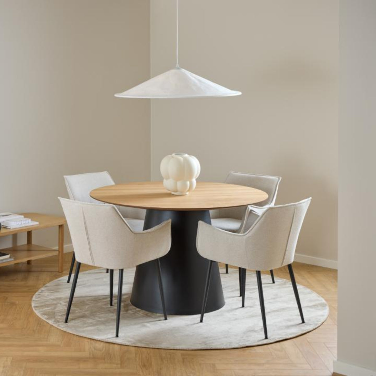 Sedia con braccioli Vilnius