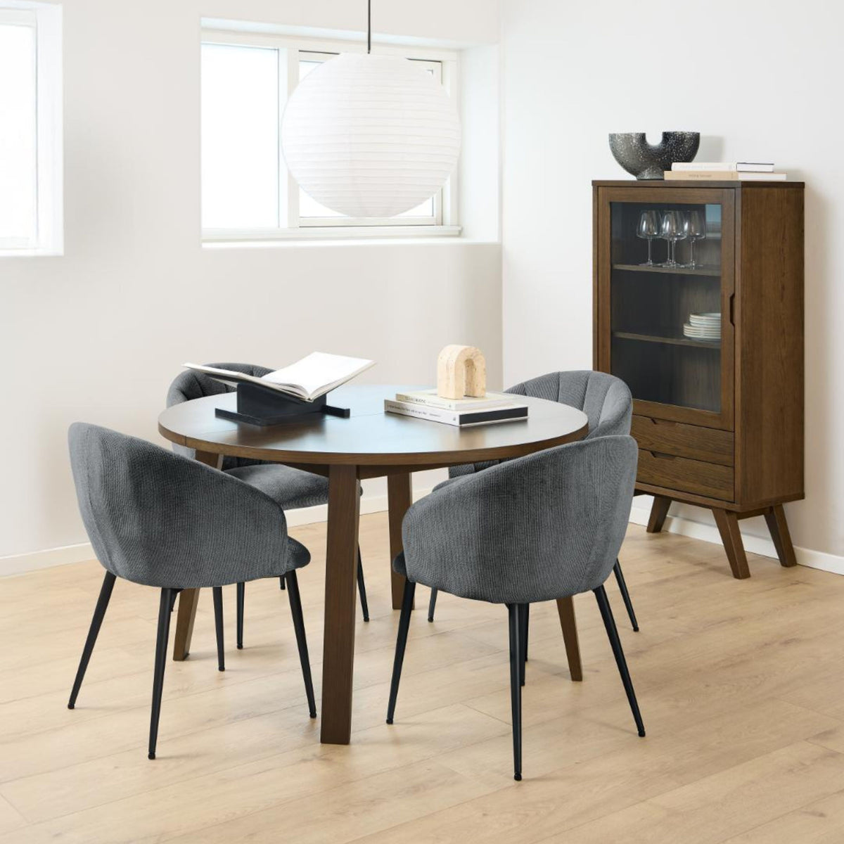 Sedia con braccioli Clara