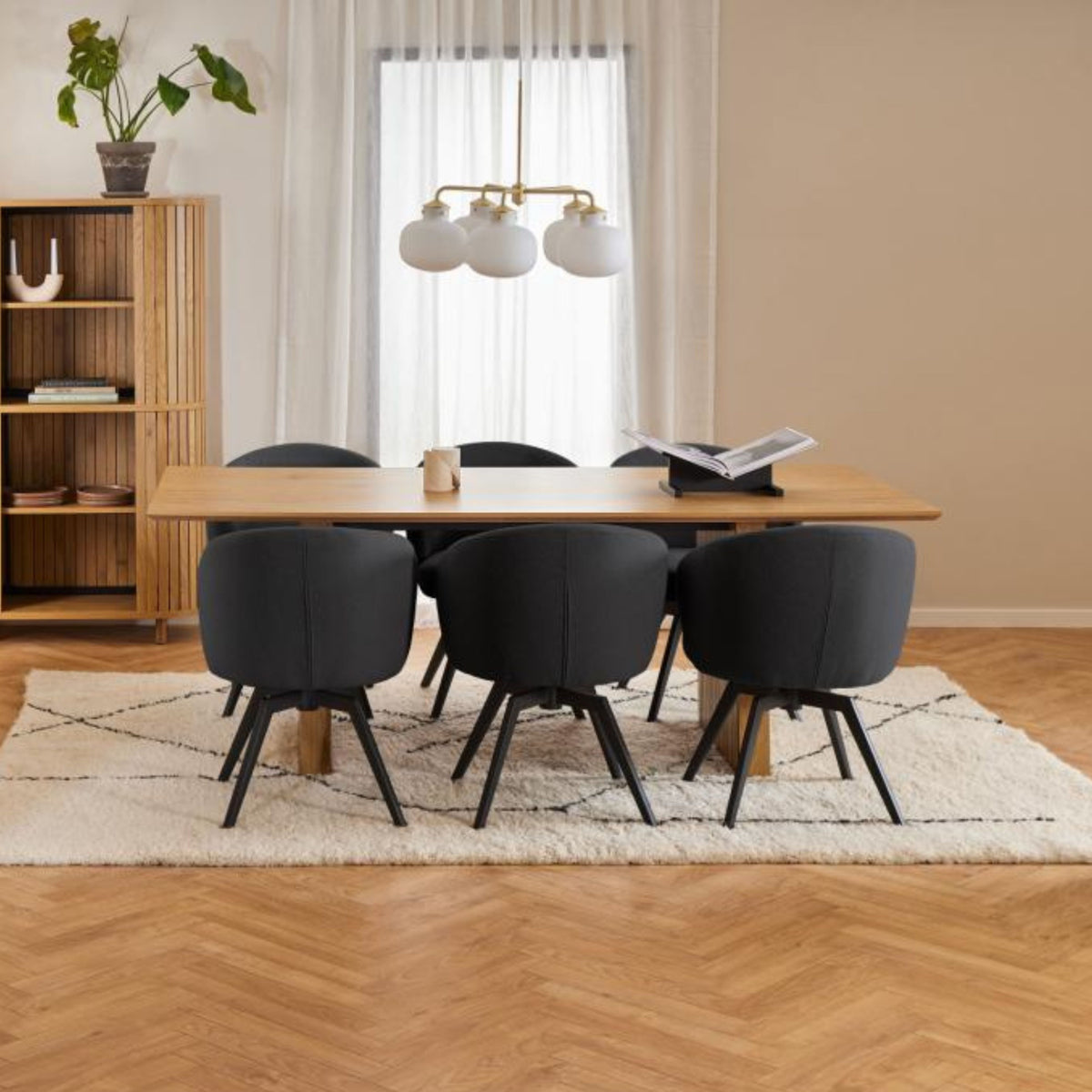 Sedia con braccioli Dean