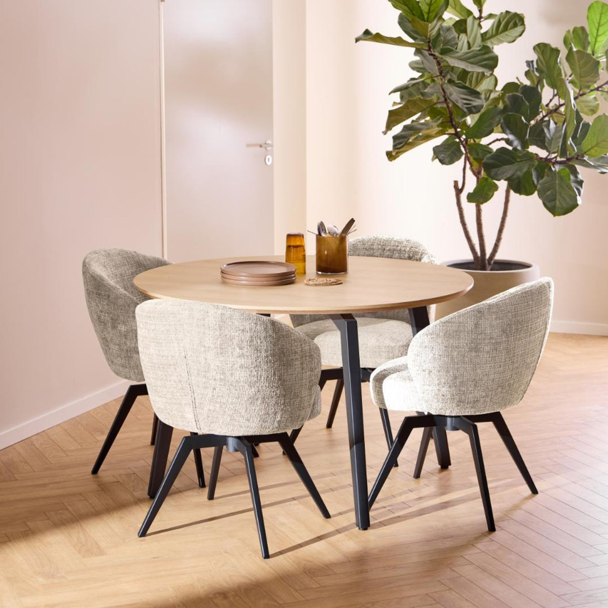 Sedia con braccioli Dean