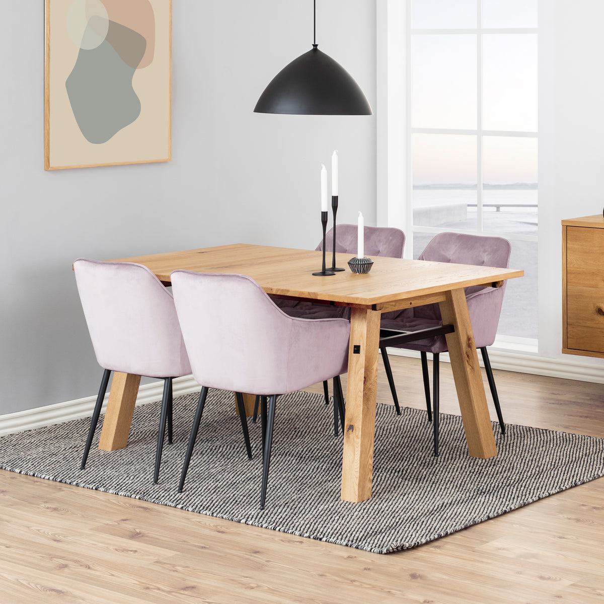 Sedia con braccioli Delia in velluto