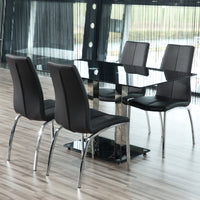 Set di sedie Arosa nere con struttura in metallo cromato attorno a un tavolo moderno in vetro nero, ambiente contemporaneo.