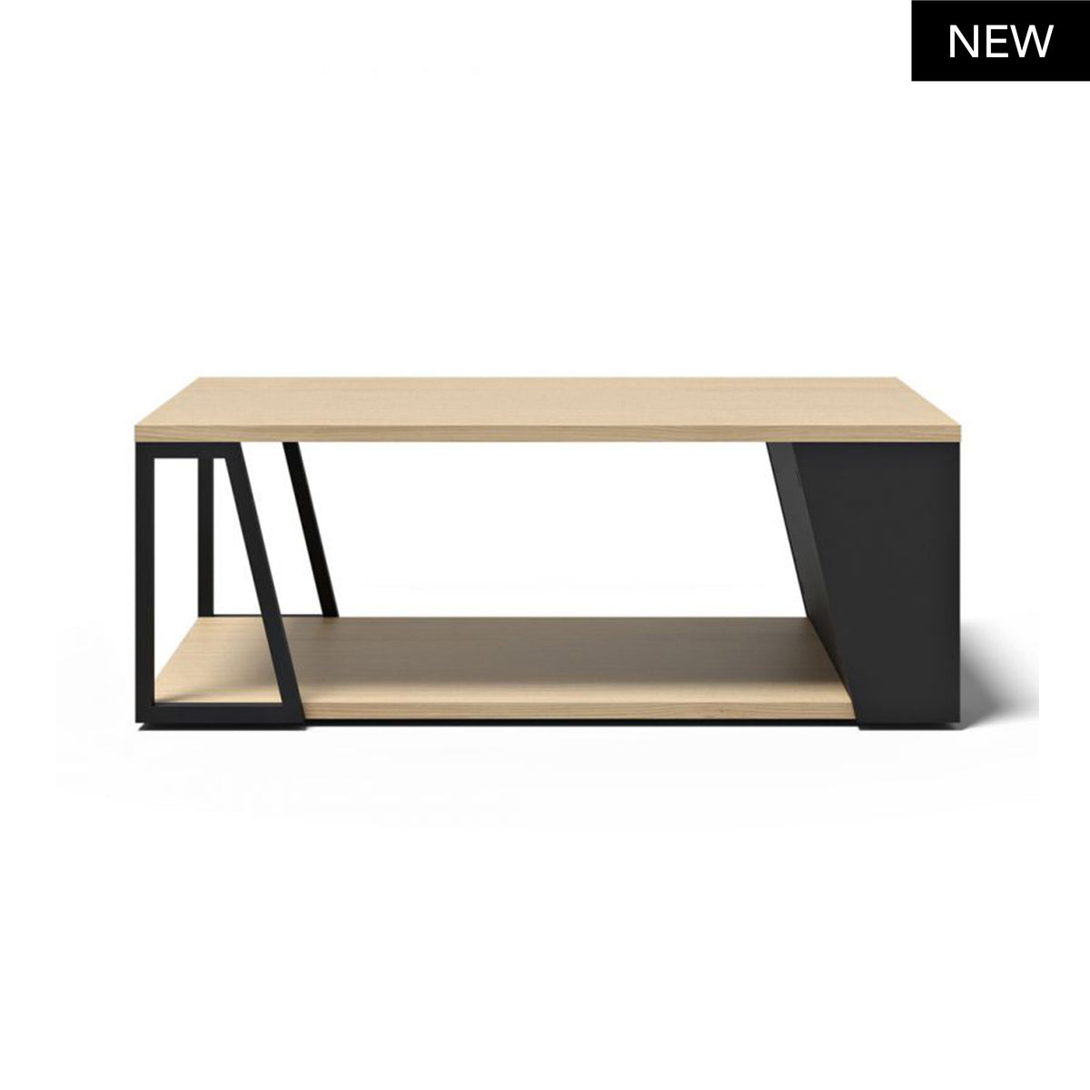 Tavolino Albi con finitura in legno chiaro e struttura in metallo nero. Perfetto per un ambiente moderno e accogliente con spazio per riporre oggetti.